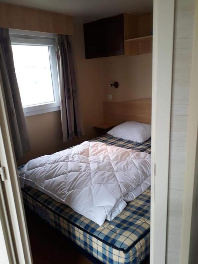Stacaravan 4Pers In Bredene Met Eigen Tuintje 2449 Экстерьер фото