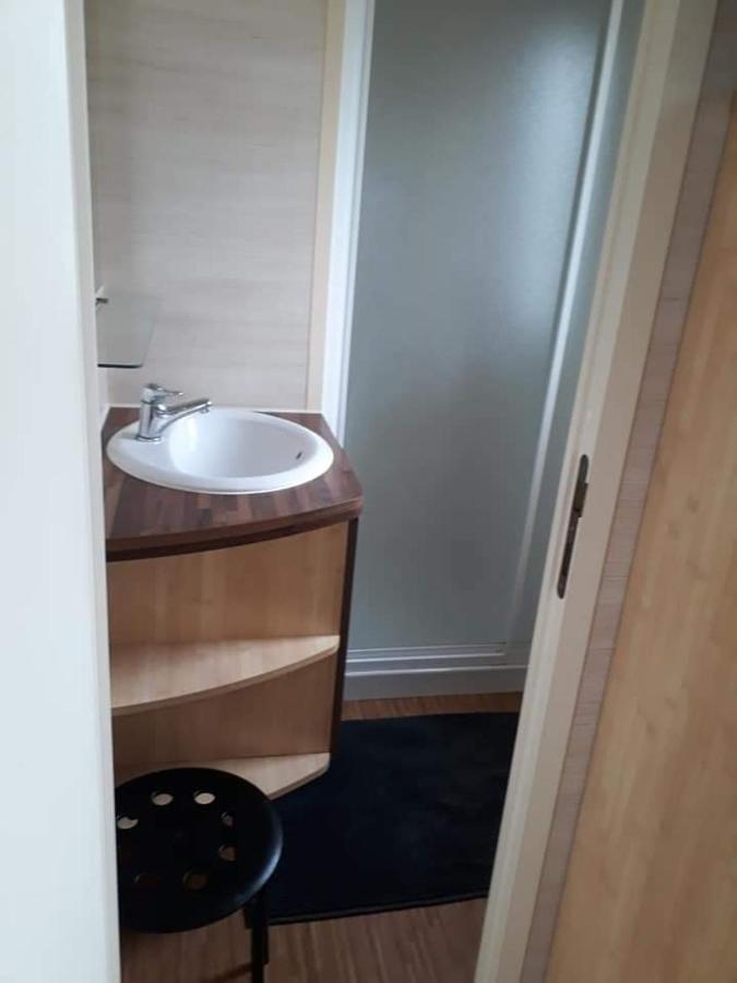Stacaravan 4Pers In Bredene Met Eigen Tuintje 2449 Экстерьер фото