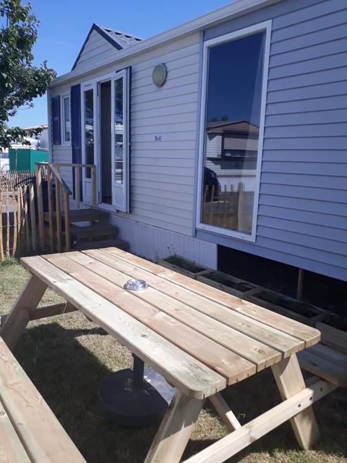 Stacaravan 4Pers In Bredene Met Eigen Tuintje 2449 Экстерьер фото